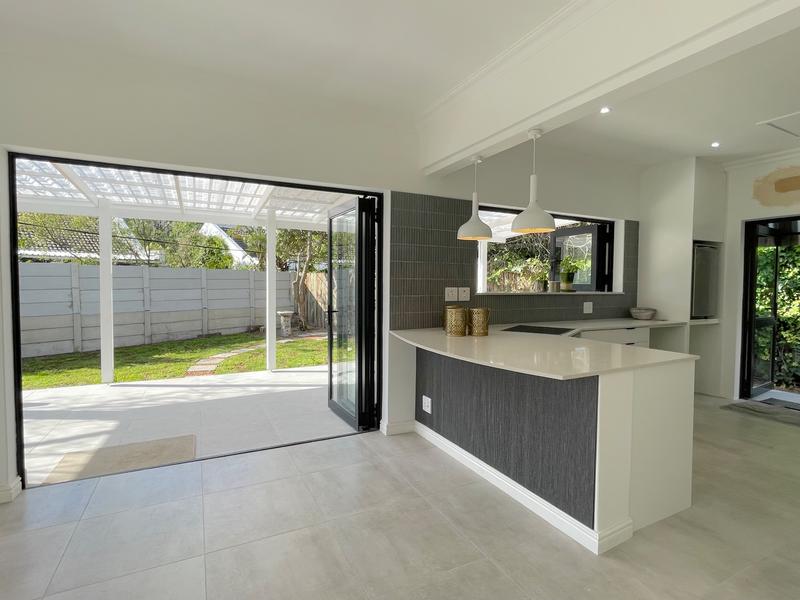 3 Bedroom Property for Sale in Beach Estate Western Cape